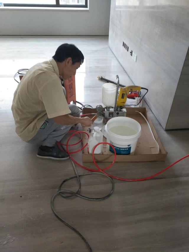 墙砖空鼓怎么灌浆视频教程(墙砖空鼓怎么灌浆视频教程全集)