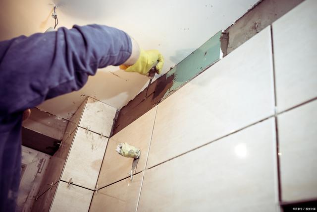 瓷砖空鼓灌胶水(瓷砖空鼓灌胶水有用吗)