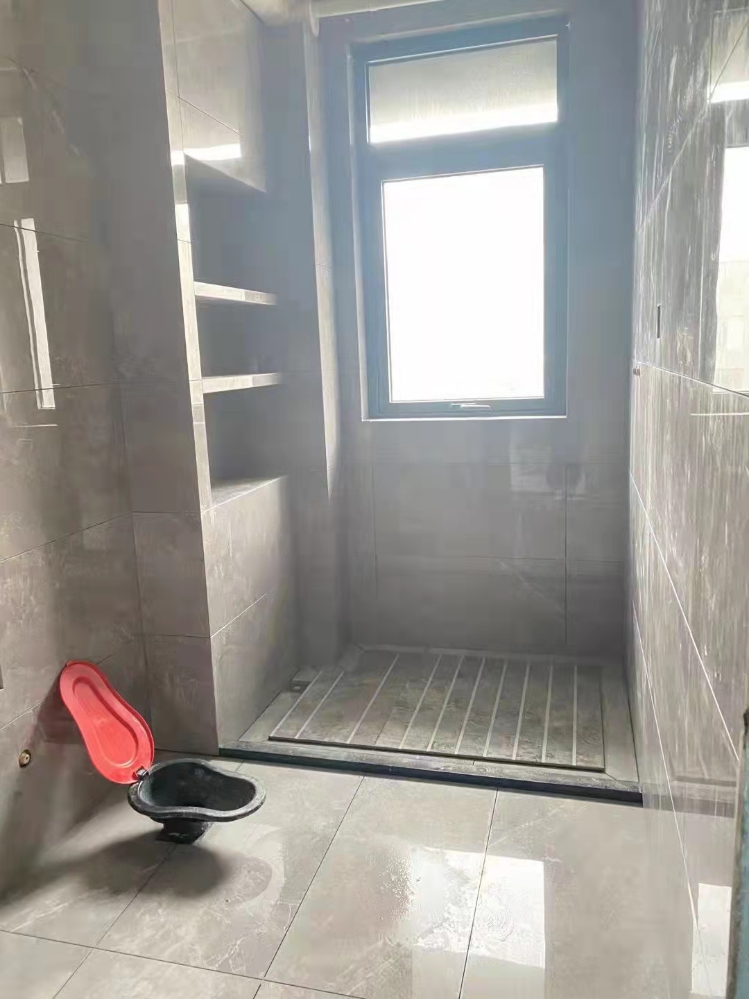 瓷砖师傅(专业修补瓷砖的师傅) 瓷砖师傅(专业修补瓷砖的师傅)